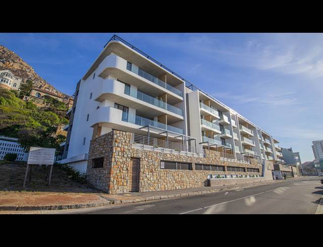 2 BEDROOM APARTMENT FOR SALE IN MUIZENBERG